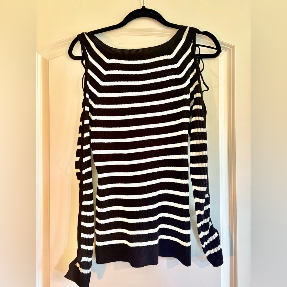 NWT Women’s Black and White Striped Sweater